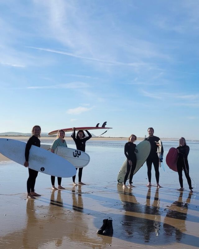 Surf life Andalucía….
#surfnoobs #surflife #surfandyoga #surfandyogaspain 🏄‍♀️🏄